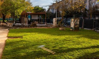 Emil Boc, pe şantierul din Parcul Ștefan cel Mare: "Lucrările sunt într-o ușoară întârziere, dar pot fi finalizate până la sfârșitul anului"