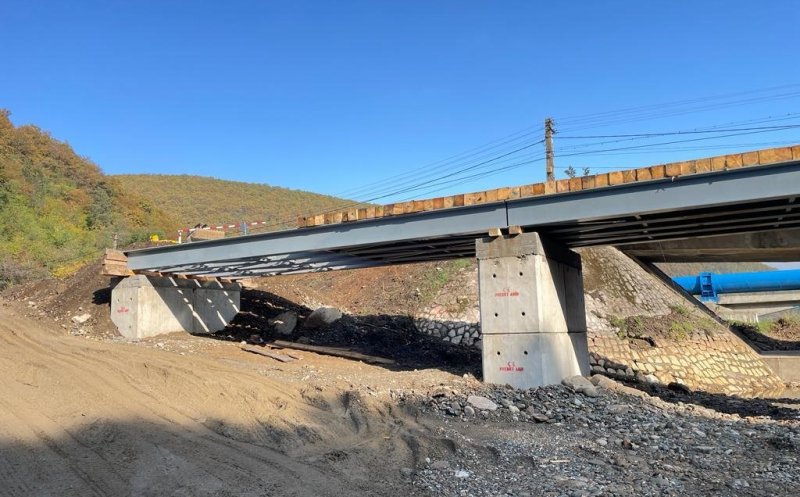 S-a deschis circulația pe podul provizoriu din Gilău