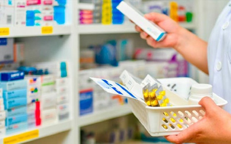 Rafila: Încercăm să găsim un mod de calcul al preţului care să nu descurajeze prezenţa pe piaţă a medicamentelor generice