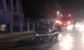 Accident cu trei mașini în Gilău. Un bărbat de 70 de ani, transportat la spital