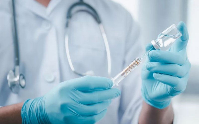 Criza vaccinurilor pentru copii: DSP Cluj a primit doze de vaccin pneumococic. Urmează cele pentru hepatita B/ Cum stăm cu stocurile