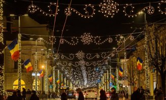 A început împodobirea Clujului cu luminițe de Crăciun. Cum promite primarul să facă economie la curent