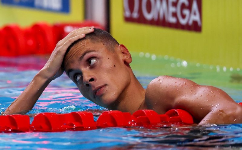Ce surpriză! Cine este românul care l-a învins pe fenomenul David Popovici la Campionatul Național de Înot