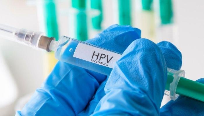 A fost lansată campania naţională de promovare a vaccinării anti-HPV. Peste 1.500 de femei mor anual de cancer uterin în România