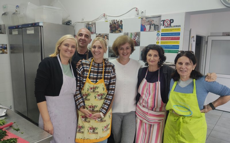 Asociația ”O Masă Caldă” și ”Cantina Prieteniei”, în pericol să se ÎNCHIDĂ din cauza ANAF. Hrănesc 500 de oameni zilnic