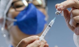 Vaccinurile obligatorii pentru nou-născuți lipsesc din Cluj