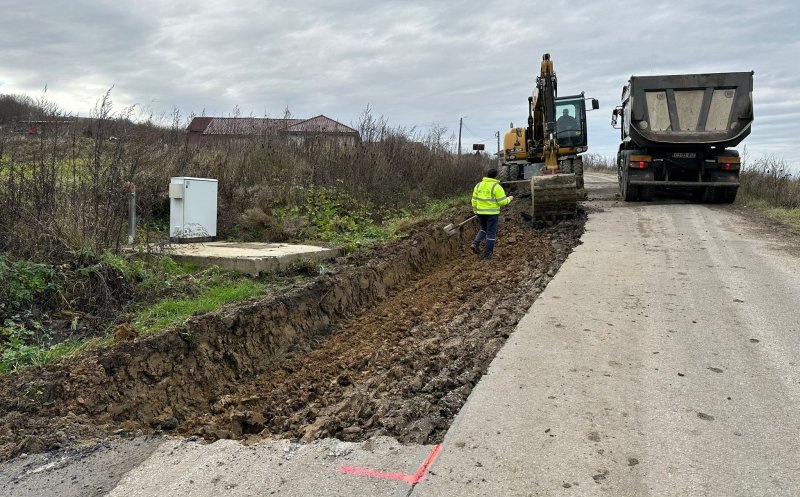 Reparații pe un nou drum județean din Cluj. Se lucrează doar când permite vremea
