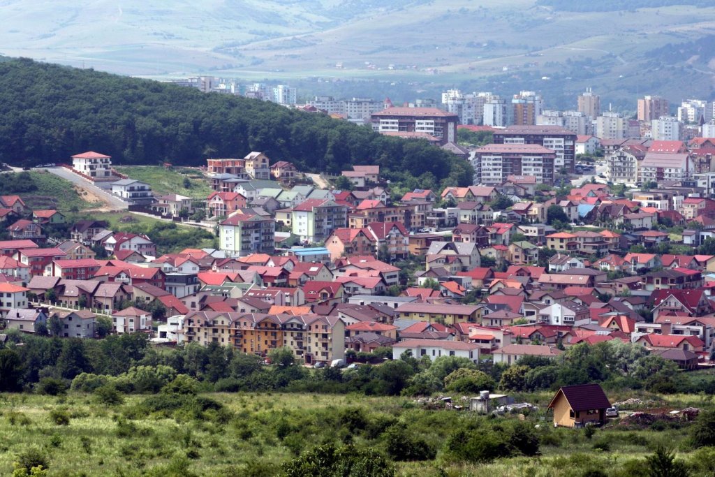 Vești proaste pentru cei care stau în CHIRIE: Nu vor avea facturile plafonate la energie!