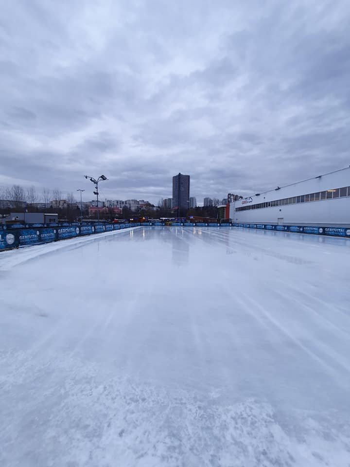 Se deschide patinoarul din Grigorescu. Vezi programul
