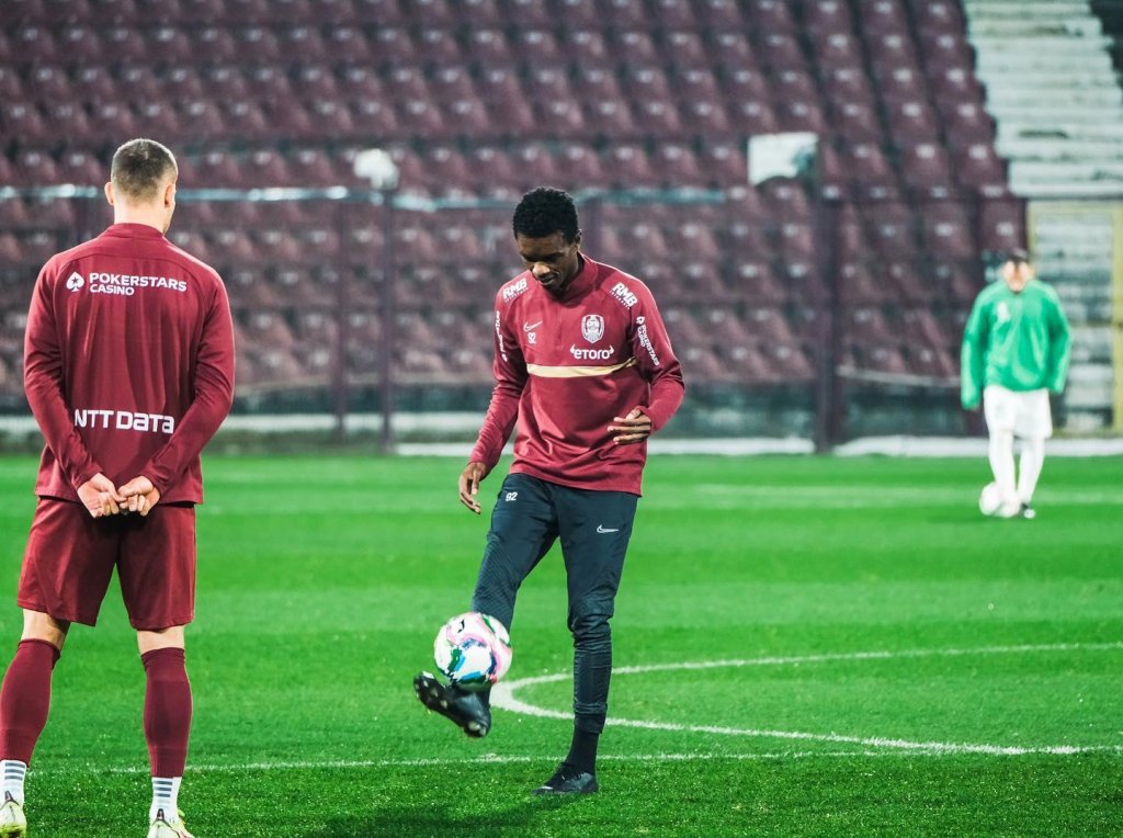 Nu joacă la CFR Cluj, dar e dorit în Franța și Germania. Anunțul impresarului lui Mbaye