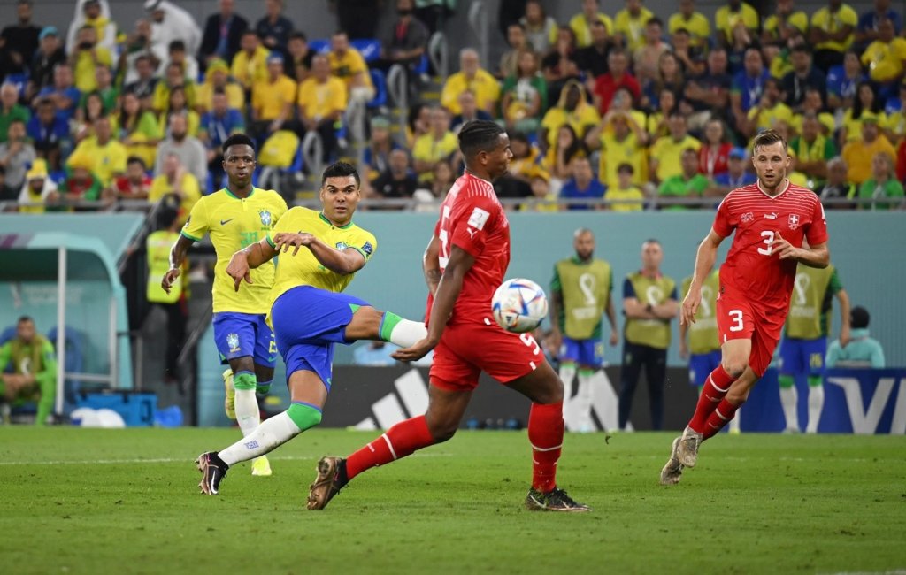 Brazilia învinge la limită Elveția și se califică în optimile Campionatului Mondial