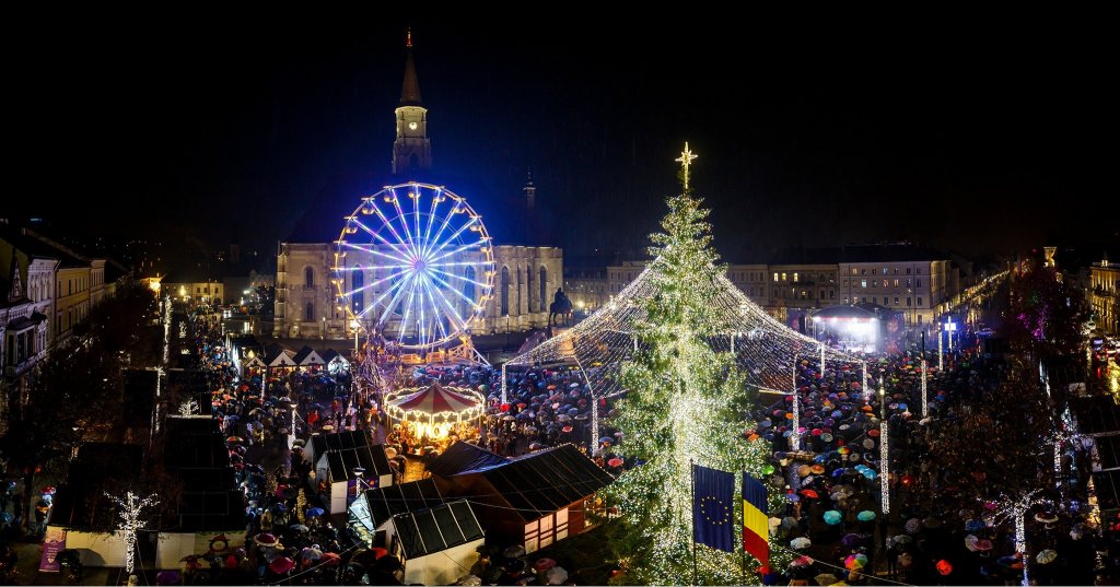 Ultimul an de "familion" în centrul Clujului! De ce a atât de scump Târgul de Crăciun din Piața Unirii