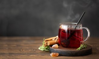 Remedii naturale pentru răceală şi gripă. Cele mai eficiente ceaiuri