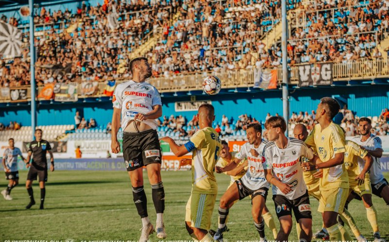 Universitatea Cluj joacă astăzi cu Petrolul Ploiești, într-un derby cu 70 de ani de istorie
