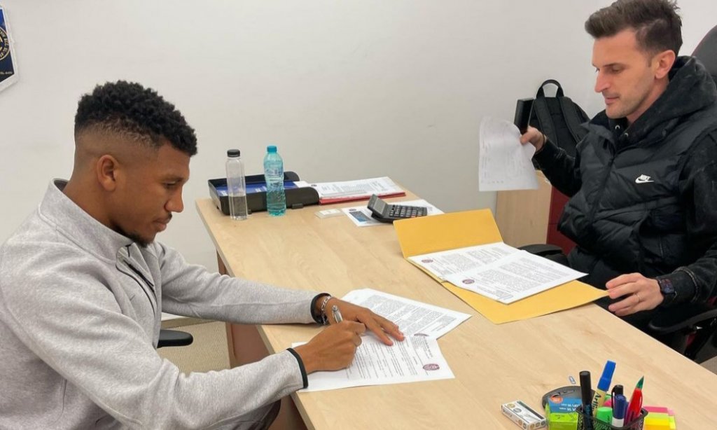 CFR Cluj a transferat un tânăr fundaș central francez
