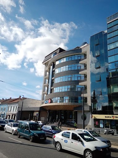 Primăria Cluj-Napoca cumpără sediul BCR de pe George Barițiu. Tranzacția costă 5.8 milioane de euro