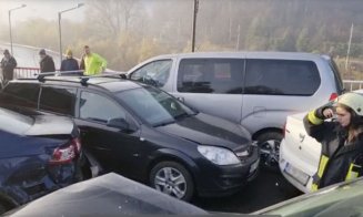 Actident cu 17 mașini între Braoșov și Predeal. „Gheața neagră” și ceața au pus șoferii în dificultate.