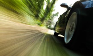 Ţara care va CONFISCA mașinile șoferilor care depășesc viteza legală şi le va VINDE la licitație