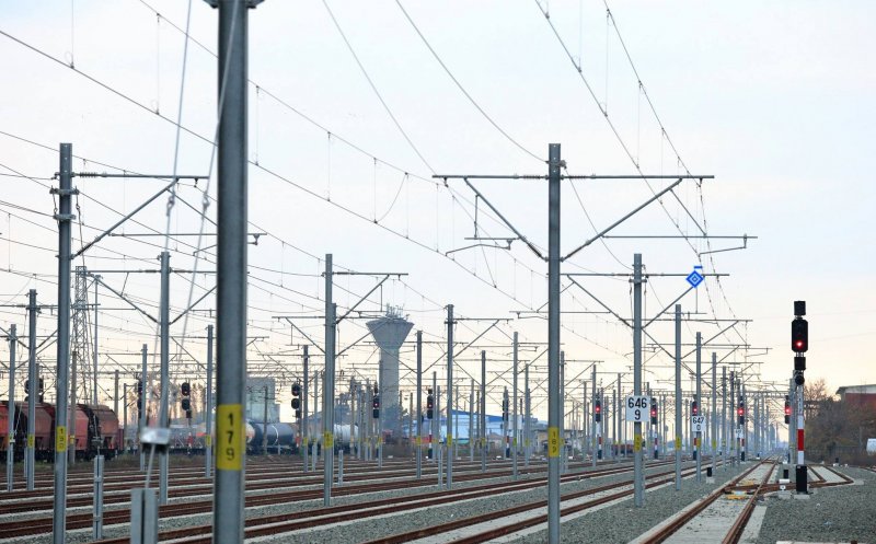 CFR a semnat contractul de modernizare și electrificare pe o secțiune din Cluj-Episcopia Bihor. Trenurile de călători ar ajunge la 160 km/h