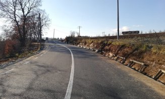 Asfalt și reparații pe un nou drum județean din Cluj