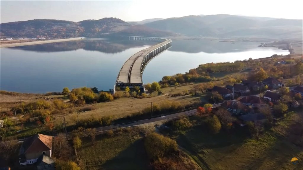 "Valea Plângerii pe AutostradaTransilvania". Peisaj dezolant pe șantierele a două loturi la 18 ani de la prima lopată