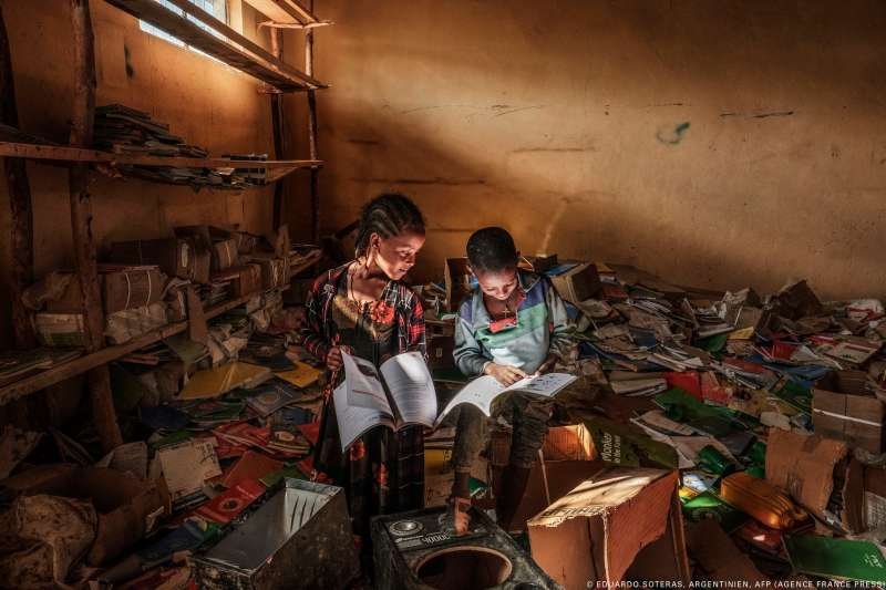 UNICEF a desemnat fotografia anului 2022. A fost făcută într-o școală din Etiopia afectată de război