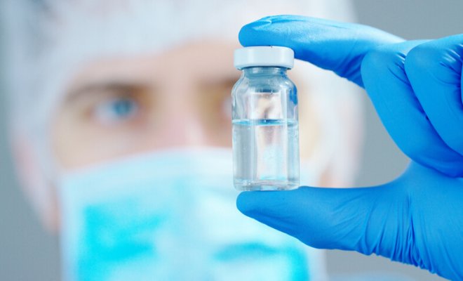 SUA semnalează o posibilă legătură între vaccinul Pfizer/BioNTech şi un risc de AVC