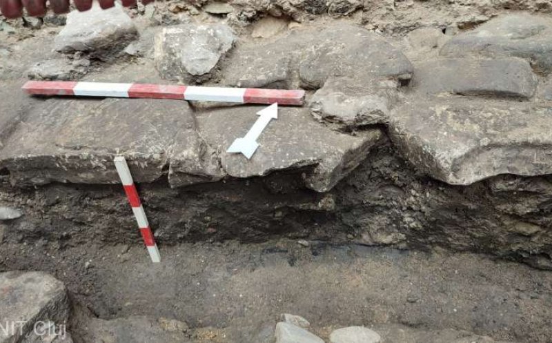 Drum roman descoperit în centrul Clujului. Are aceeași structură ca cele din Pompei