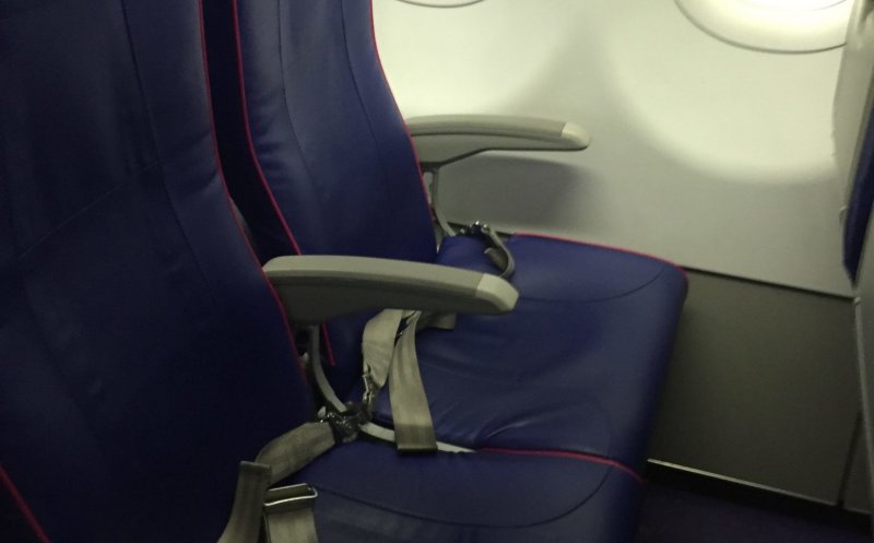 Un clujean a murit la bordul unui avion WizzAir, la aterizare. Bărbatul a fost înmormântat duminică la Câmpia Turzii