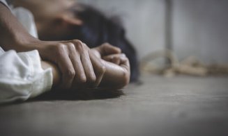 Cluj: Adolescentă violată în propria-i casă. Individul a pândit momentul în care fata a rămas singură și a intrat peste ea