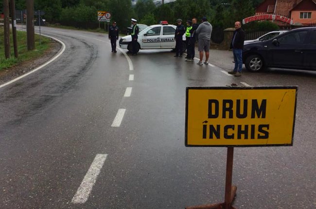 Trafic deviat pe drumul național Târgul Mureș-Cluj. Se lucrează pe Autostrada Transilvania