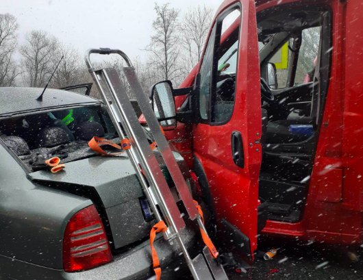 Accident grav în Cluj! A fost nevoie de intervenția descarcerării