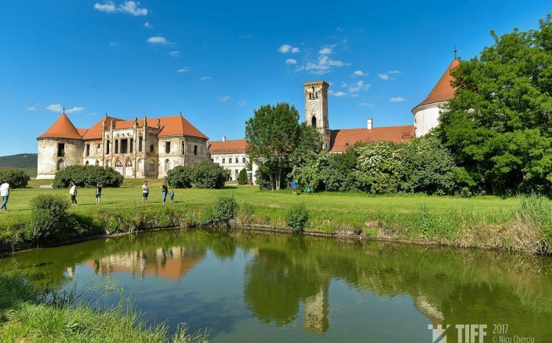 Ansamblu rezidențial în localitatea din Cluj cu festival și castel! Proiect pe 13 hectare, cu locuri de joacă și spații verzi