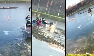 Doi copii salvaţi de la moarte în ultima clipă. S-a rupt gheaţa sub ei şi au căzut în râu