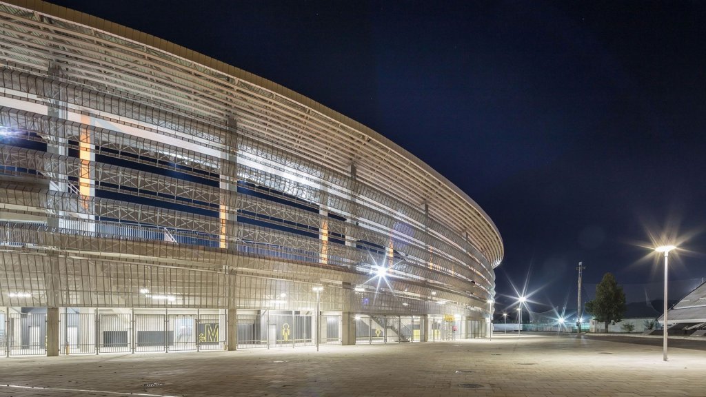 Primăria Târgu Jiu se mută la stadion, proiect realizat de arhitecţii Dico și Țigănaș, cei care au făcut şi Cluj Arena