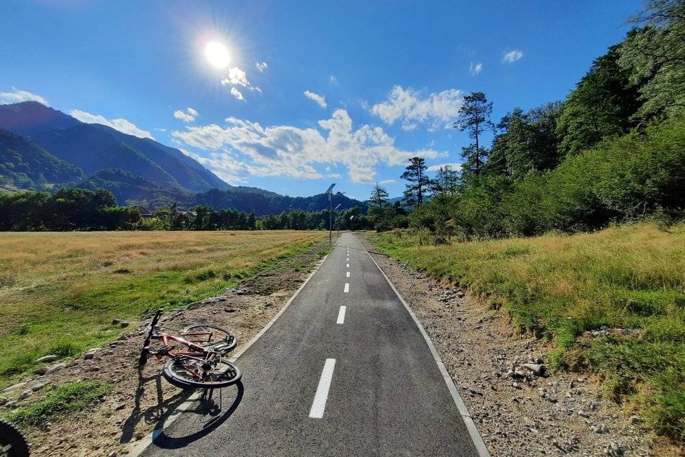 Velo Apuseni, pista de biciclete de peste 800 km dintre Bihor, Cluj și Alba, a intrat la apă. Câți kilometri are noua variantă