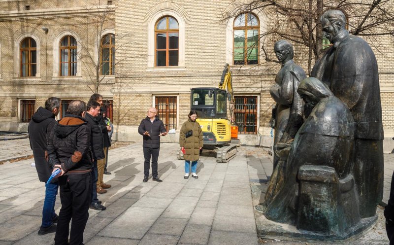 S-a decis! Boc cere reamplasarea bustului lui Racoviță și soclu ''cum a fost înainte de modernizare'' a statuii  „Școala Ardeleană”