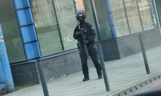 Brigada Anti-Tero, în centrul oraşului Cluj-Napoca. Bagaj suspect