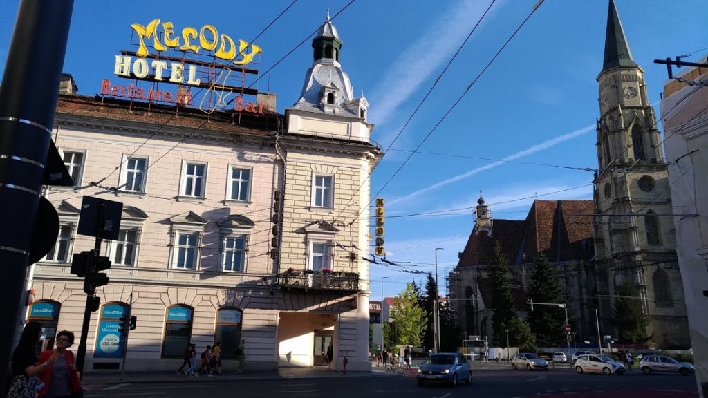 Hotel Melody din centrul Clujului a intrat în renovare. Lucrările costă 1,5 milioane de euro