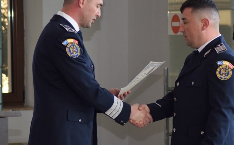 Peste 100 de polițiști clujeni au fost avansați în grad de Ziua Poliției Române