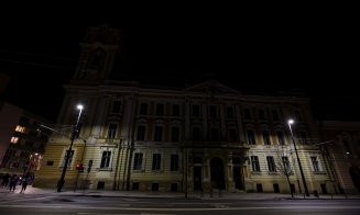 Ora Pământului la Cluj-Napoca. Primăria a stins iluminatul ornamental de pe două clădiri din centru