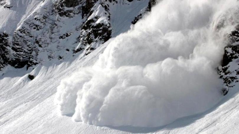 Risc mare de avalanşă la munte. Zonele cu cel mai mare pericol