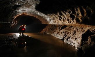 Cea mai lungă peșteră din țară se află în Apuseni. Cum ajungi la cel mai frumos "labirint natural" din România