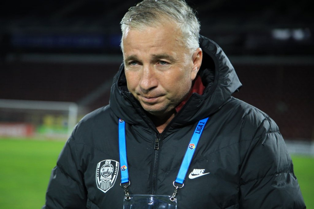 Petrescu, deranjat de declaraţia lui Hagi: „Mi se pare penibil să spună asta”