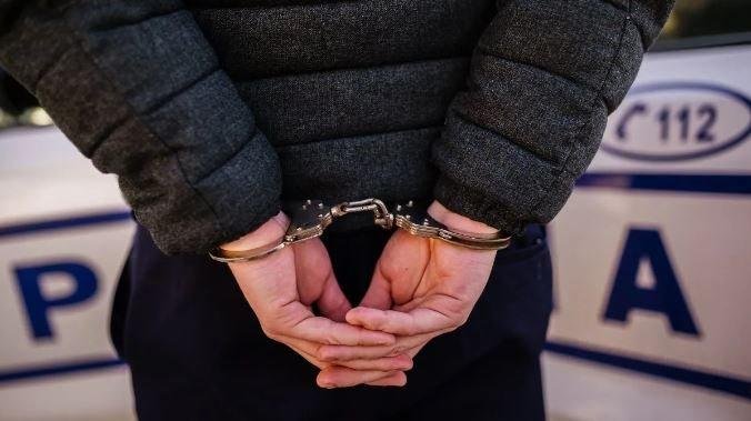 Bărbat prins după ce a furat mii de lei din mai multe biserici din Dej