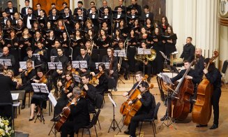 Sala Auditorium Maximum - concert simfonic extraordinar susținut de către corul și orchestra națională a Bisericii Adventiste de Ziua a Șaptea - Glori