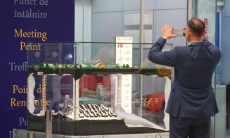 Salina Turda a ajuns la Aeroportul Internațional Cluj! Va putea fi admirată într-o variantă mininaturală
