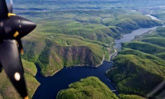 Imagini care îți taie respirația! Cum se văd din avion Barajul și Lacul de la Tarnița
