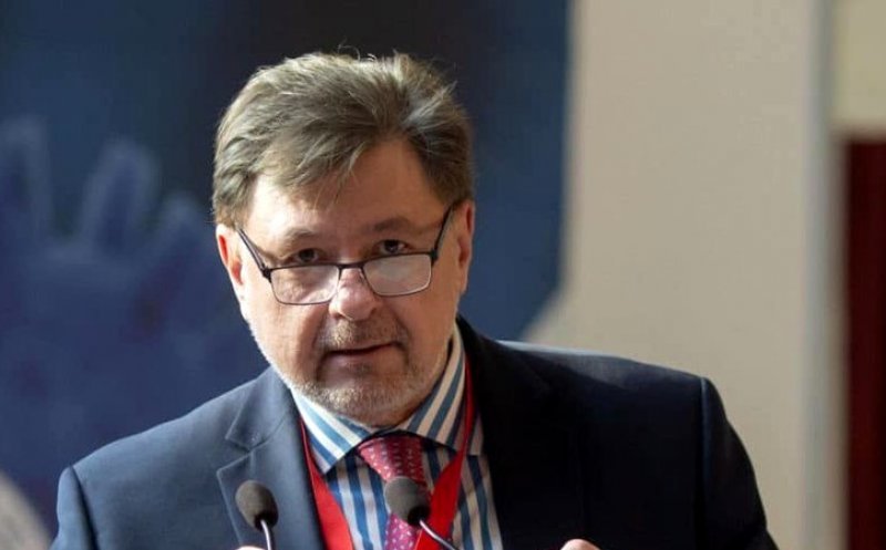 Cazurile nașterilor de acasă. Rafila: Nu este în regulă. Medicii, asistenții și moașele pot profesa doar în unități medicale