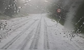 Condiții de iarnă, în pragul verii. Drumul dintre Huedin și Beliș, acoperit de gheață